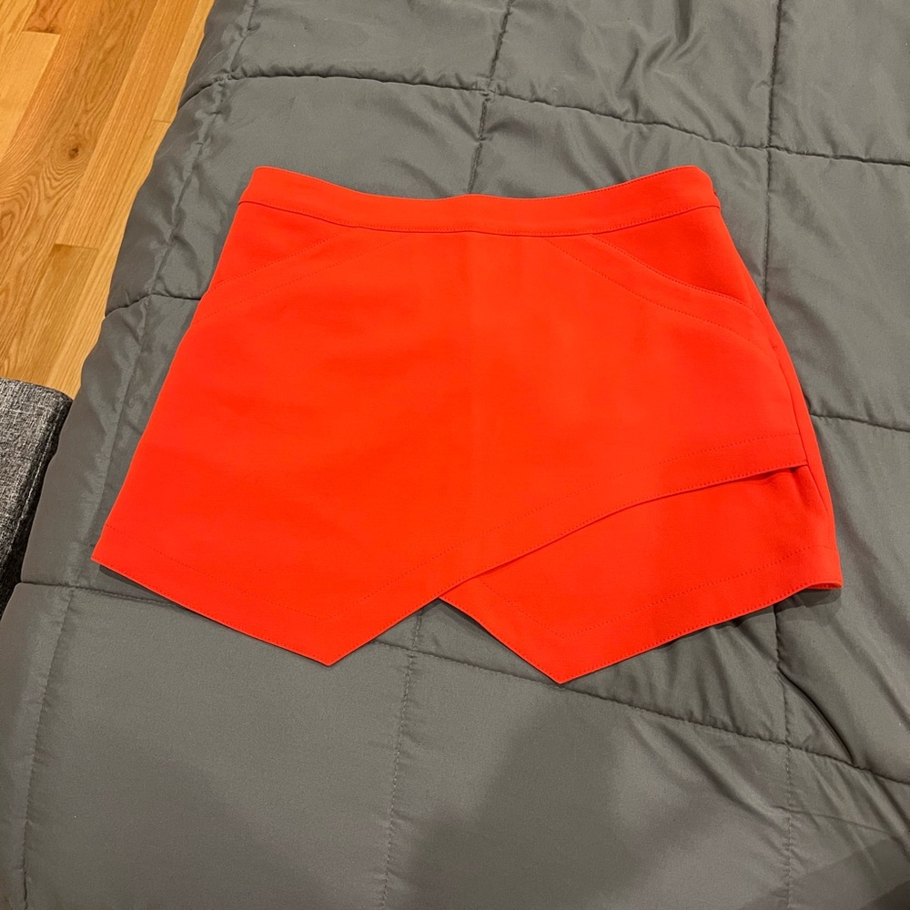 BCBGMaxeria Beckett Asymmetrical Skirt, Poppy color, VGUC, size small